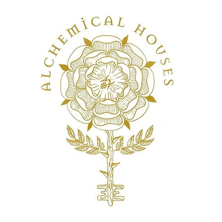 House Of Magic - Due Torri Apartment โบโลญญา ภายนอก รูปภาพ